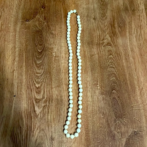 Trifari Vintage Pearl Necklace - Picture 8 of 9